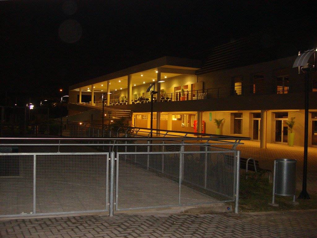 Obras de edificio 12